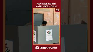 Delhi Minister & AAP Leader Atishi Cast Her Vote In The 6th Phase Of Lok Sabha Elections 2024