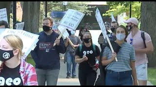 U-M grad student union approves university's offer, ends strike