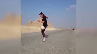 Girls Freestyle Football Skills and Amazing Talent