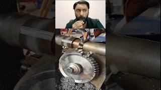 Making Spur Gear Impressive Gear Teeth Shaping on an Old Milling Machine #shorts