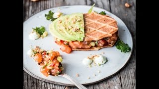 Lachs-Tatar mit Avocado I Quickies I FOODBOOM