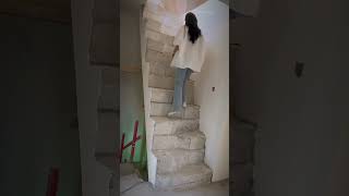 Would you dare to use this ladder? Tell us what you think!