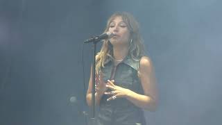 Izia - Let Me Alone, live @ Rock en Seine 2022