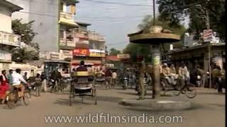 Gorakhpur, Uttar Pradesh: pedestrians and traffic from the 1980's