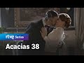 Acacias 38: Natalia esquiva los besos de Felipe #Acacias1397 | RTVE Series