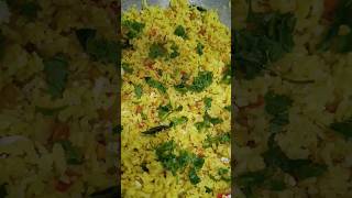 உருளைகிழங்கு அவல் உப்மா/ஆலு போஹா/படாடா போஹா /Avalakki #batata #poha #tamil #ytshortsvideo #aloo #yt