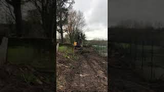 13.5 tonne Digger