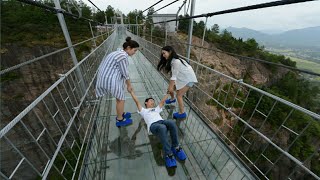 Most Dangerous glass bridge in World l Amazing facts l intersting fact #shorts #fact