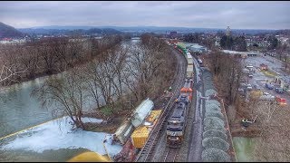 NS Train Passes Through Huntingdon Derailment Site