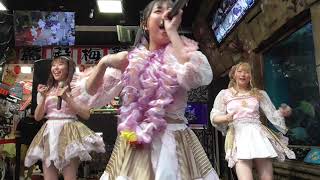 アイドルグループ、#BEMYLOVE（ビーマイラブ）　「OVER THE RAINBOW」　UMEDA STREET FESTA　ドンキホーテ梅田本店　２０２１年１０月１６日