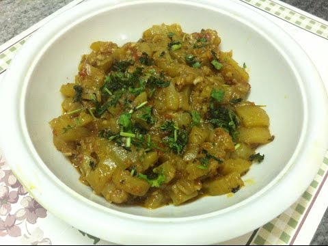 Lauki Ki Sabzi | Bottle Gourd Vegetable (In Hindi) With English Subtitles Lauki Ki Sabzi | Bottle Gourd Vegetable (In Hindi) With English Subtitles