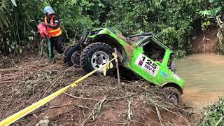 Off Road extreme volvo axle  Rfc Malaysia 2019 | đua xe dưới suối toàn đá hộc cực hiểm