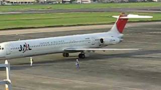 JAL  MD-81 Push back＆Engine Start （JL3634 Miyazaki Gate4）