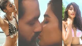 Pooja Hegde kiss vs Ananya Pandey kiss