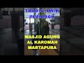 Viral! Tradisi Unik Peziarah memeluk 4 tiang guru, di Masjid Agung Al Karomah, Martapura,