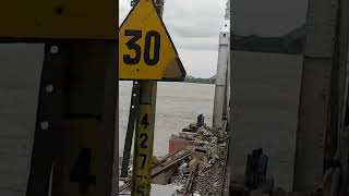 Krishna River Railway Bridge's MOST DANGEROUS FLOODS Moments #krishnariver #krishnafloods #flood