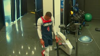 Russell Westbrook is upset and leaves the game before the final whistle