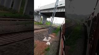 ଏମିତି Super Fast Train ମୁ କେବେ ଦେଖିନାଇ ।। #shorts #train