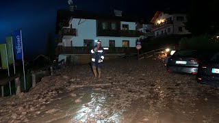 Maltempo, emergenza in Val di Fassa: colate di fango, frane ed esondazioni. Oltre 100 evacuati