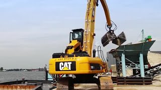 Cat® Clamshell Grapples | Introduction to Clamshell Grapples