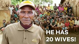 This Man Has 20 Wives and 104 Children — The World’s Biggest Family?