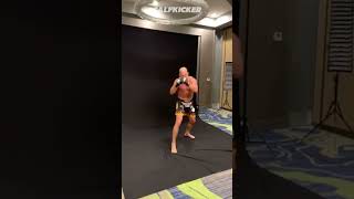 Tito Ortiz does not know his left and right