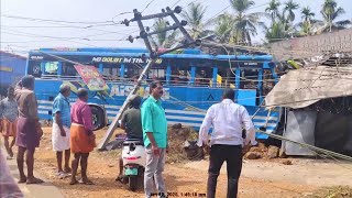 കണ്ണൂർ ചെറുപുഴയിൽ കുട്ടികൾ സഞ്ചരിക്കുകയായിരുന്ന ഓട്ടോറിക്ഷയെ ബസ് ഇടിച്ച് തെറിപ്പിച്ചു