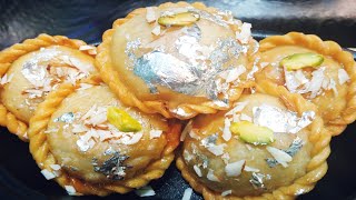 सिरफ 3 चीज़ो से ये आसान सी मिठाई बनायें और महीने भर खाये Chandrakala/Gujiya /How To Make Mawa Gujiya