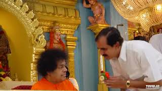 BHAGAVATH GEETHAYUDE POORNA SANDESAM - Dr N Gopalakrishnan