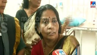 സന്നിധാനത്ത് ലളിതക്ക് നേരെ  പ്രതിഷേധം | Protest against​ Lalitha at Sabarimala