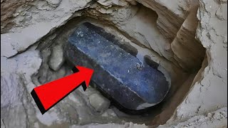 Archaeologists Discovered This Extremely Rare 3,500 Year old Box