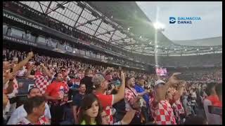 Uzavrela atmosfera na stadionu