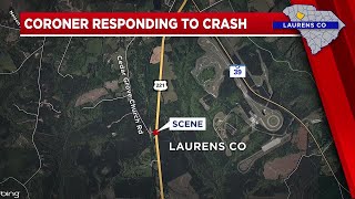 Coroner responding to crash in Laurens County