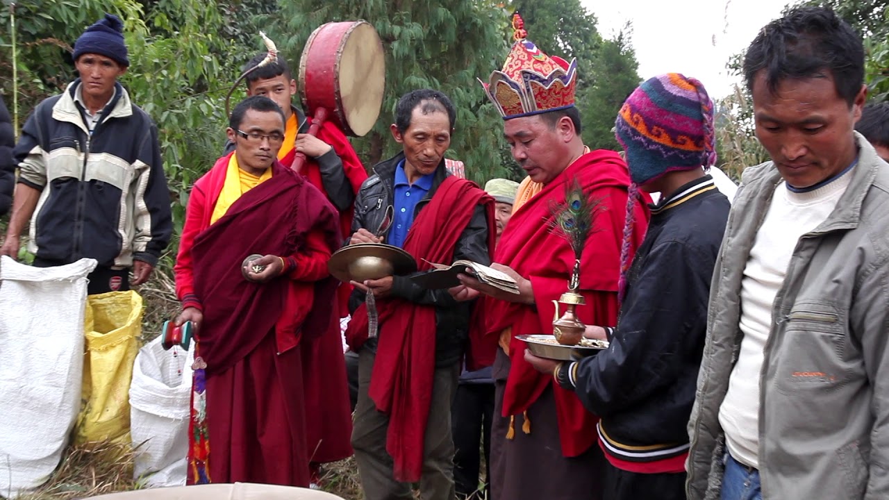 Buddhist Funeral Ceremony - YouTube