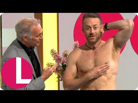 Where do male breast cancer lumps appear?