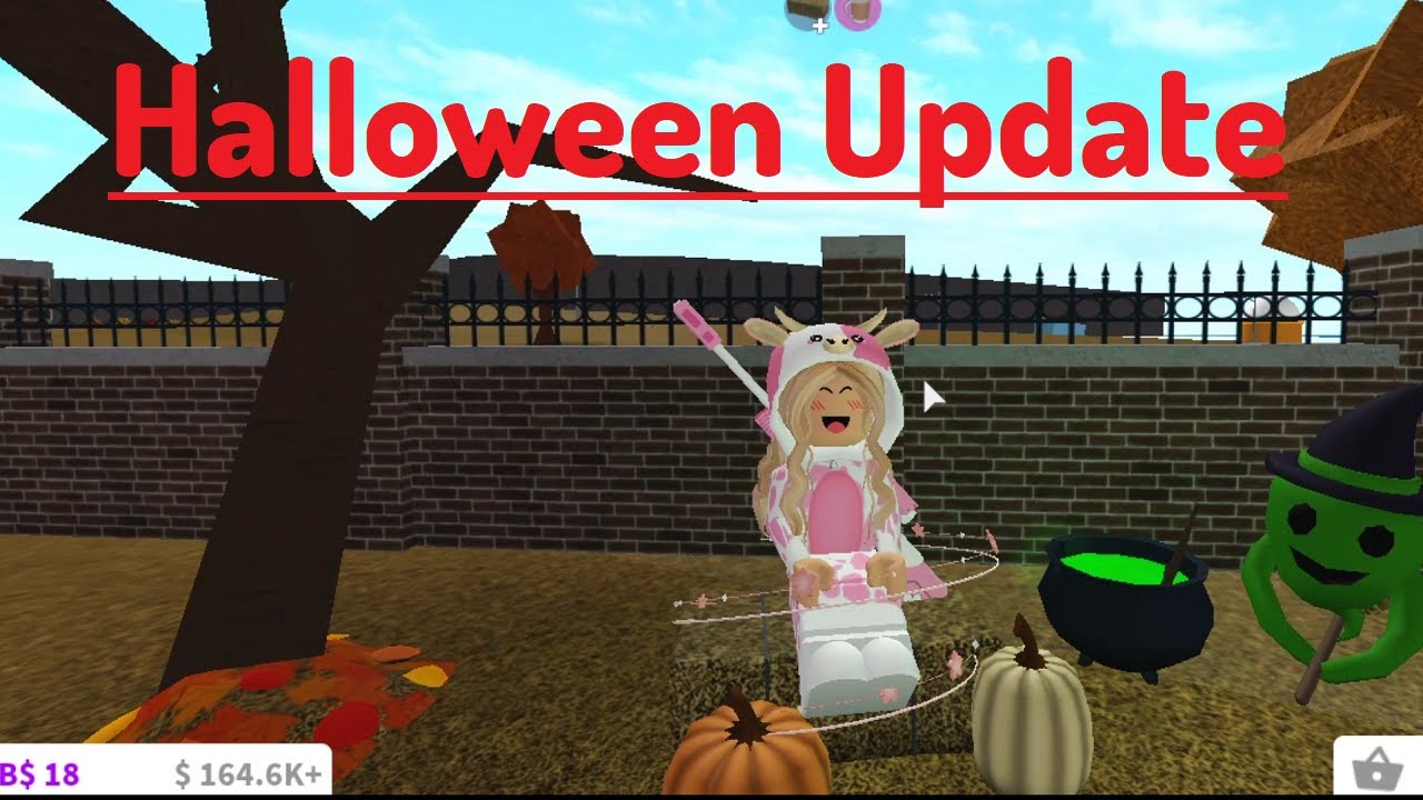 THE NEW BLOXBURG HALLOWEEN UPDATE 2020! NEW FOODS AND MORE! - YouTube