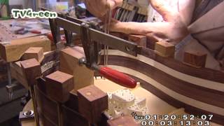 LibraryLook - Baroque Guitar maker