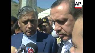 Erdogan visits quake zone with Aziz, pledges US$150 million