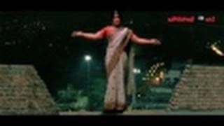 Mallanna Movie Scenes - Chiyaan Vikram In Saree - Chiyaan Vikram & Shriya Saran