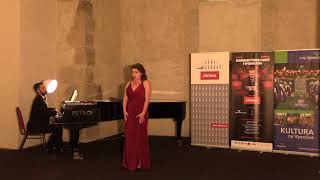 Caitlin Redding, USA, Mezzosoprano