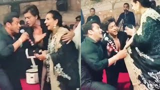 Shah Rukh Khan And Salman Khan Romancing With Sonam Kapoor's Mom Sunita Kapoor At Wedding Reception