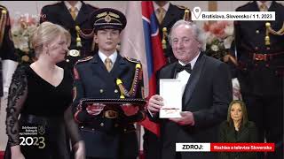 Prezidentka Slovenska ocenila státními vyznamenáními i Romy - Ľudovíta Didiho a Annu Koptovou