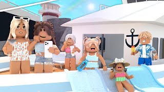 Family VACATION ON A CRUISE! *SAW TAYLORS CRUSH? ARCADE, POOL \u0026 MORE* VOICE Roblox Bloxburg Roleplay