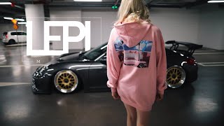 Bagged Porsche Cayman 981  X  Lady Driven Michela