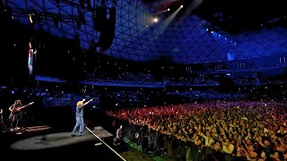 Simply Red - Holding Back The Years (Live from Santiago)