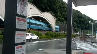 箱根登山鉄道代行バス　富士急行バス入線