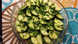 ቆንጆና ቀላል የሆነ የሰላጣ አሰራር. How to make a salad