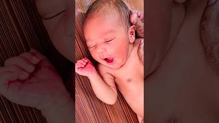 വാവയുടെ ആദ്യത്തെ കുളി our first bath day🥰🥰#firstbath #trendingshorts#newborn#useful #like #views