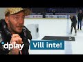 Familjen Lundell | Jockes hockeykunskaper sätts på prov | discovery+ Sverige