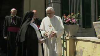 Benedict XVI visits a convent of cloistered nuns